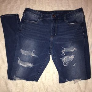 The “Dream Jean” by American Eagle skinny jeans